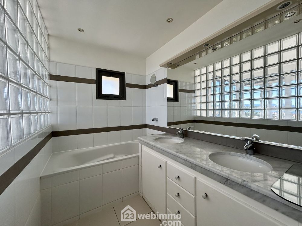 Photo 14 - Bastia 20200 à Bastia