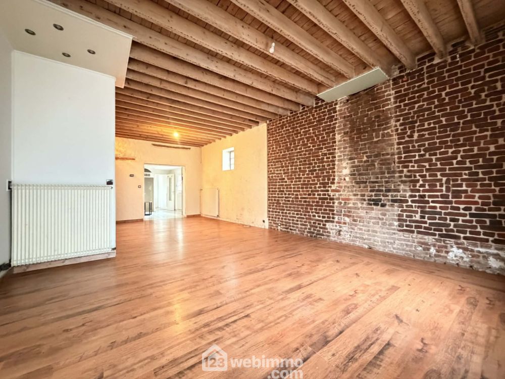 Photo 2 - Laon 02000 à Laon