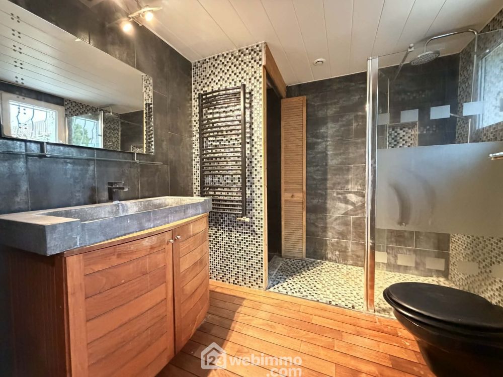 Photo 9 - Laon 02000 à Laon