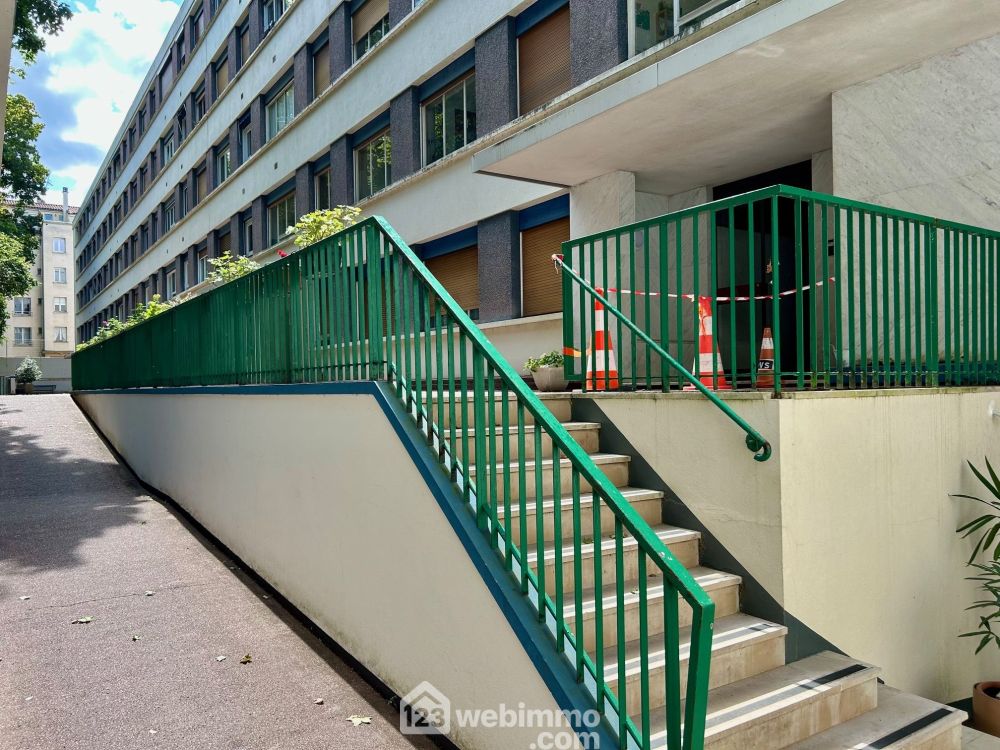 Photo 2 - Poitiers 86000 à Poitiers