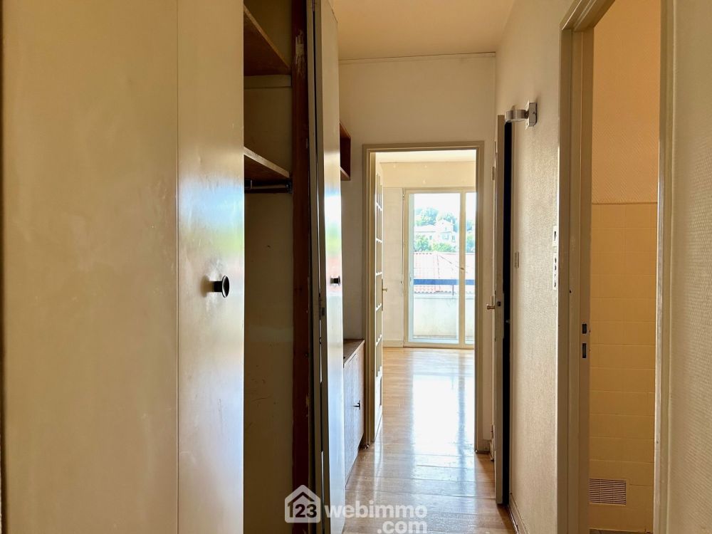 Photo 33 - Poitiers 86000 à Poitiers