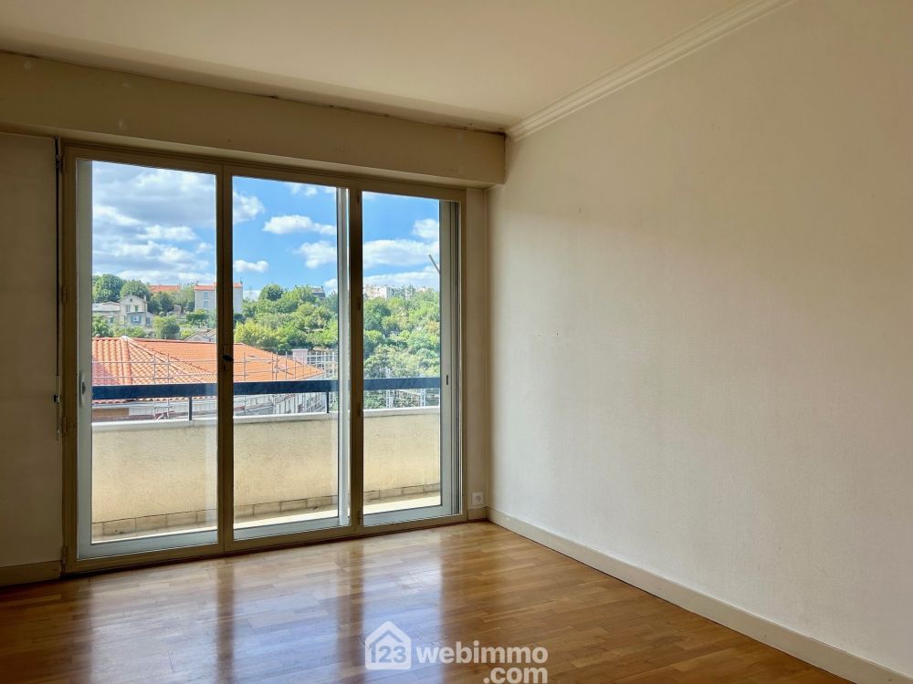 Photo 31 - Poitiers 86000 à Poitiers