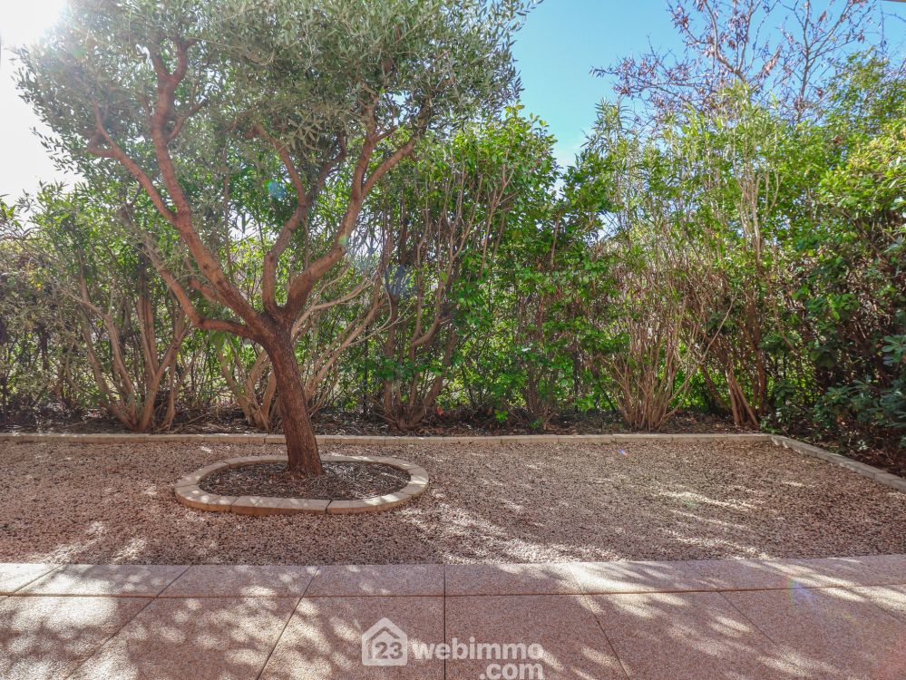 Photo 3 - Marseille 13009 à Marseille