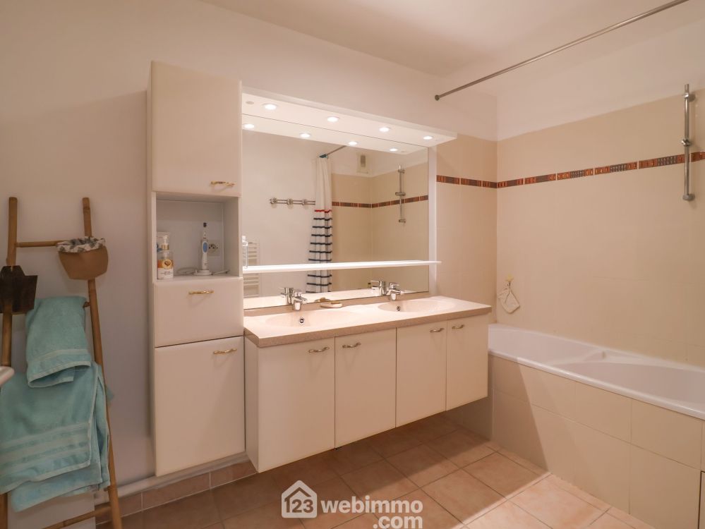 Photo 9 - Marseille 13009 à Marseille