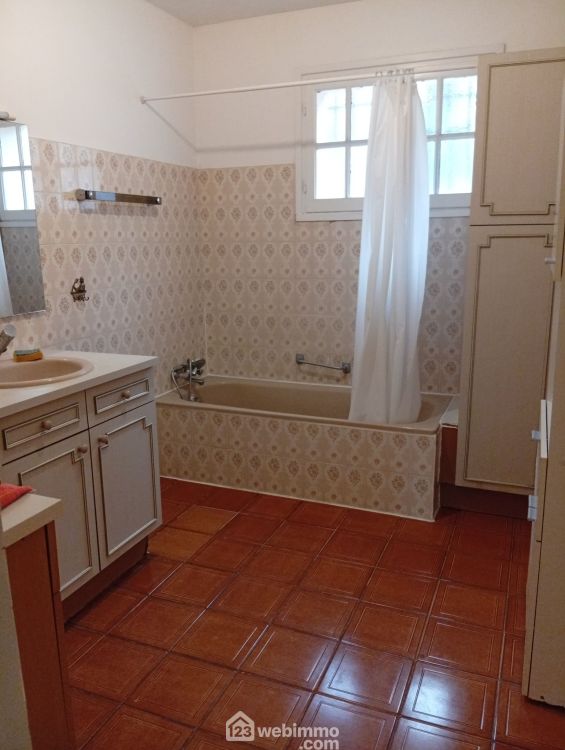 Photo 8 - Le Luc 83340 à Le Luc