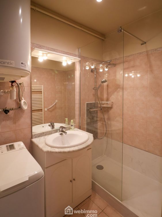 Photo 12 - Marseille 13008 à Marseille