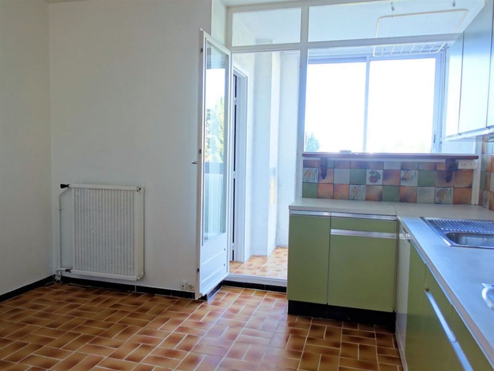 Photo 8 - Salon-de-Provence 13300 à Salon-de-Provence