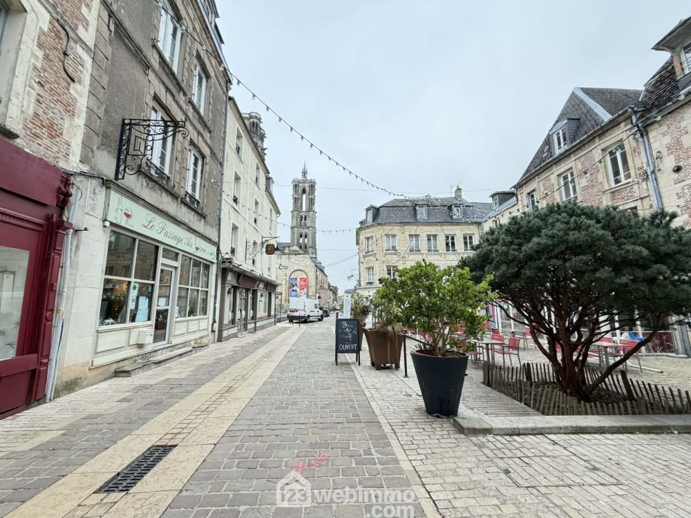 Photo 11 - Laon 02000 à Laon