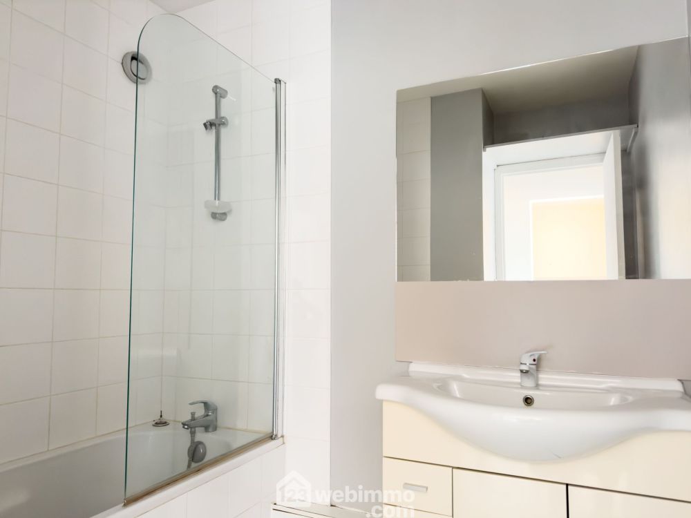 Photo 8 - Cholet 49300 à Cholet