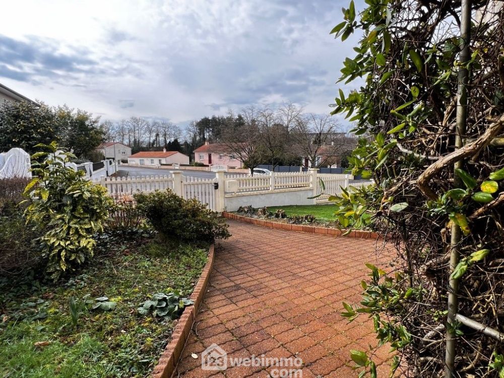 Photo 3 - Parthenay 79200 à Parthenay