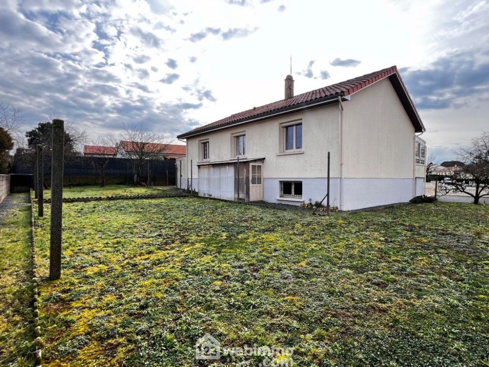 Photo 2 - Parthenay 79200 à Parthenay