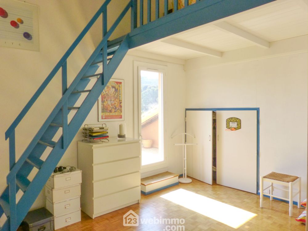 Photo 19 - Marseille 13009 à Marseille