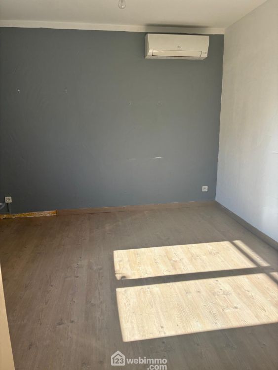 Photo 13 - Le Luc 83340 à Le Luc