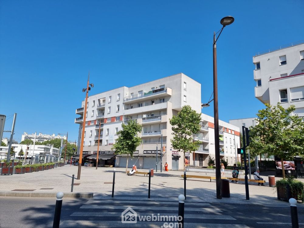 Photo 2 - Orly 94310 à Orly