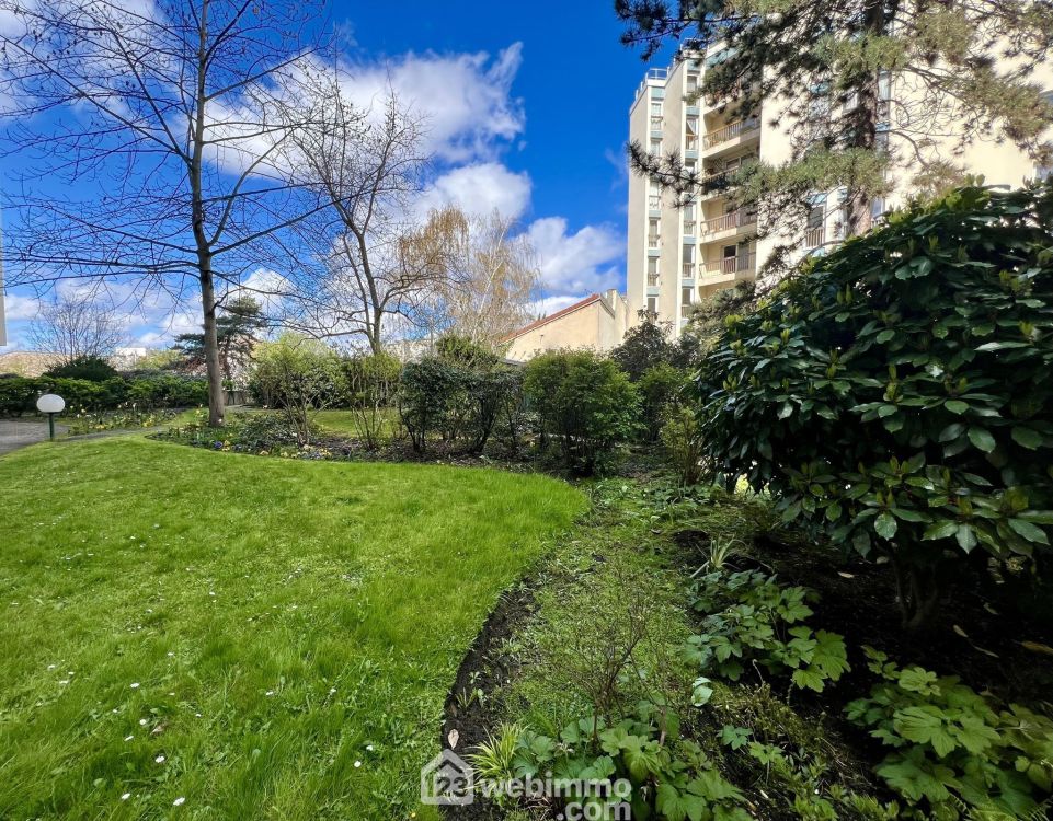 Photo 16 - Vanves 92170 à Vanves
