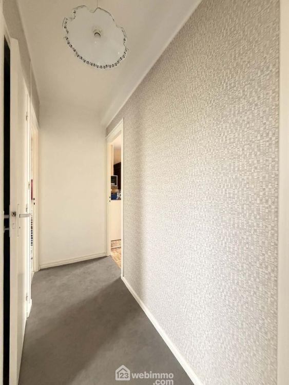 Photo 11 - Laon 02000 à Laon