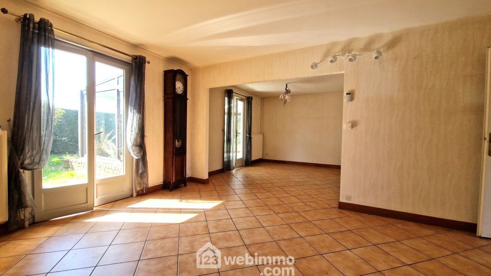 Photo 6 - Chambry 02000 à Chambry