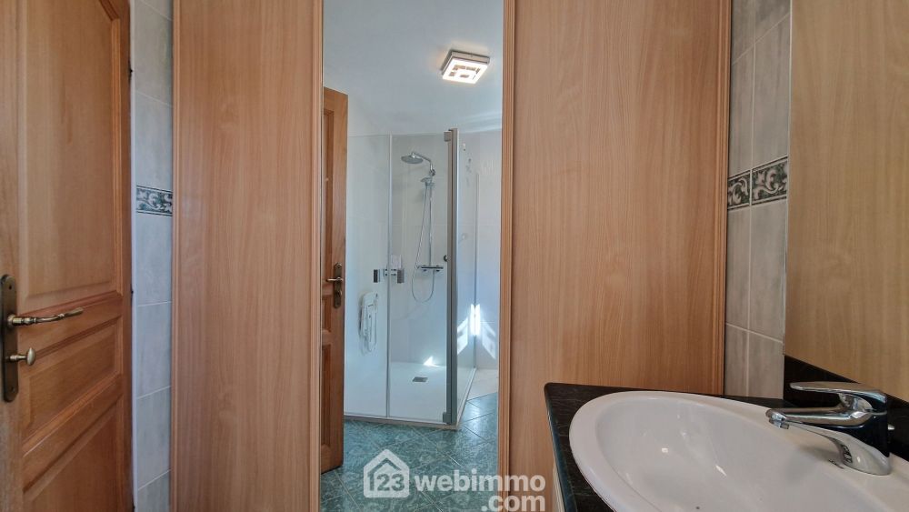 Photo 13 - Chambry 02000 à Chambry