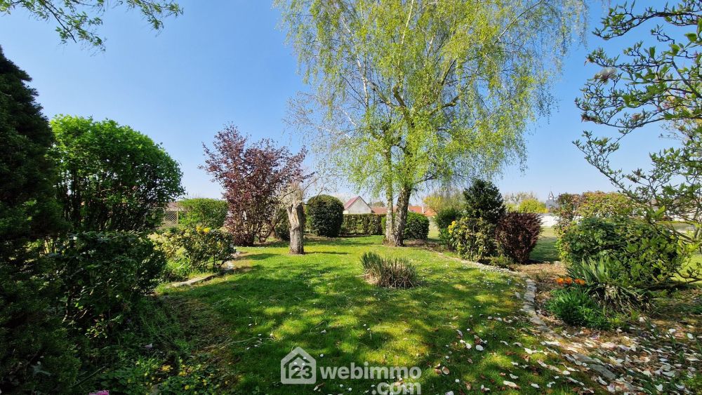 Photo 2 - Chambry 02000 à Chambry