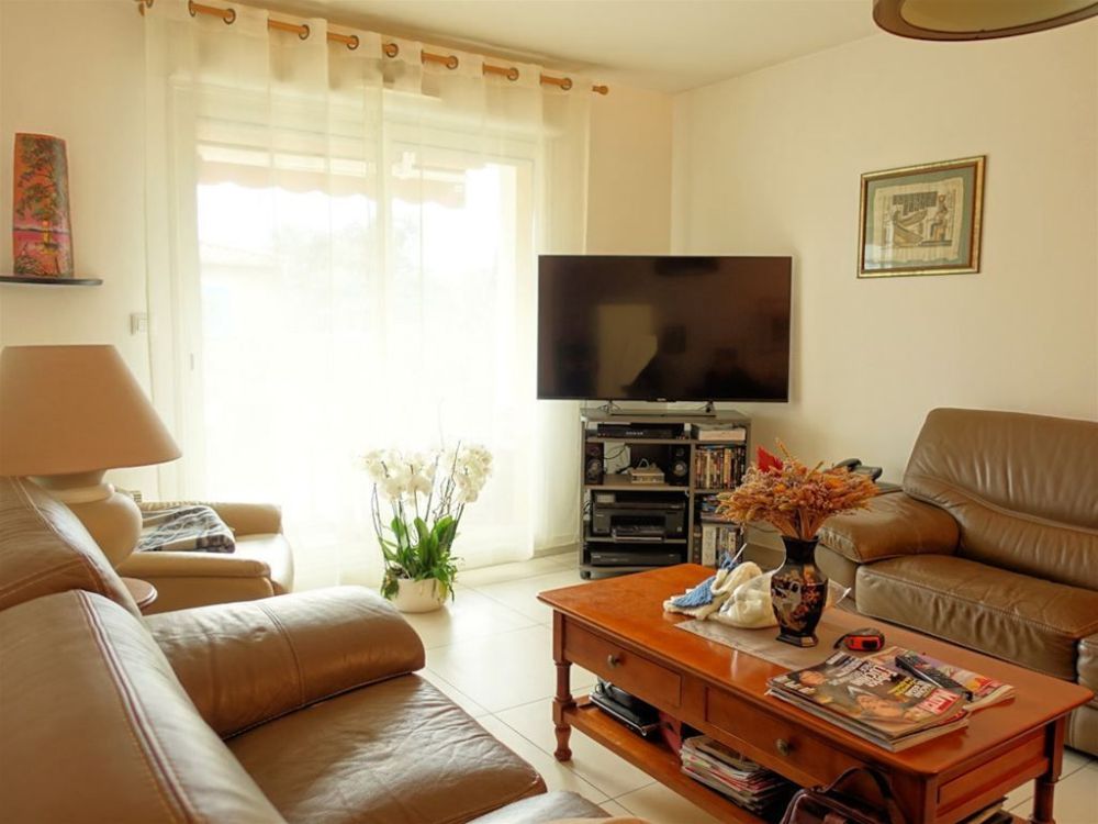 Photo 8 - Salon-de-Provence 13300 à Salon-de-Provence