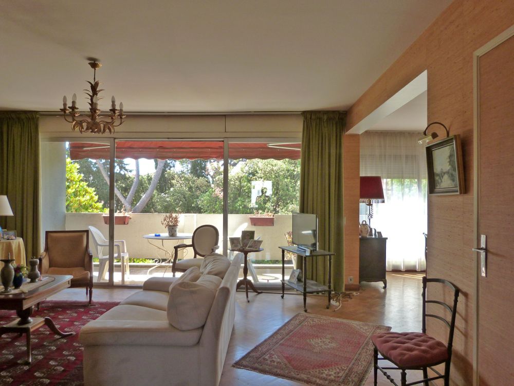 Photo 2 - marseille 13008 à marseille