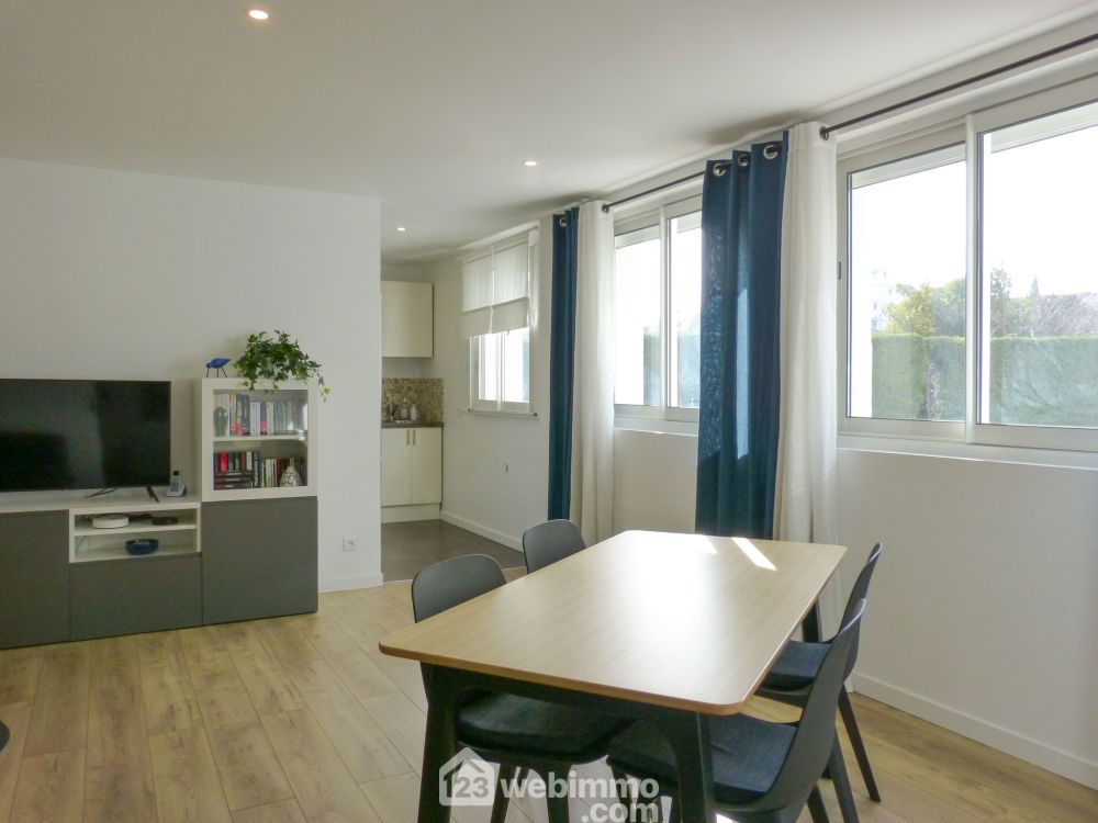 Photo 4 - Marseille 13008 à Marseille