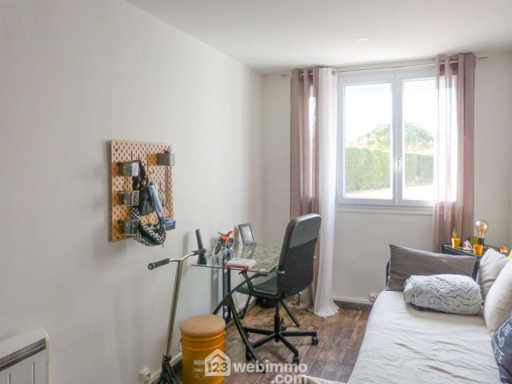 Photo 11 - Marseille 13008 à Marseille