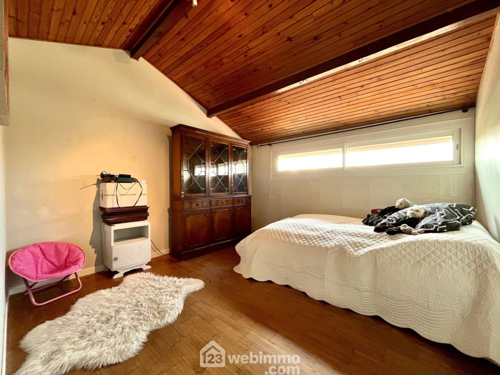 Photo 16 - Saint-Médard-en-Jalles 33160 à Saint-Médard-en-Jalles