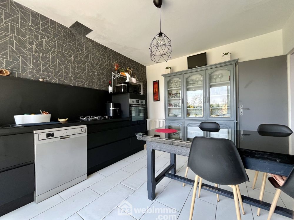 Photo 11 - Saint-Médard-en-Jalles 33160 à Saint-Médard-en-Jalles