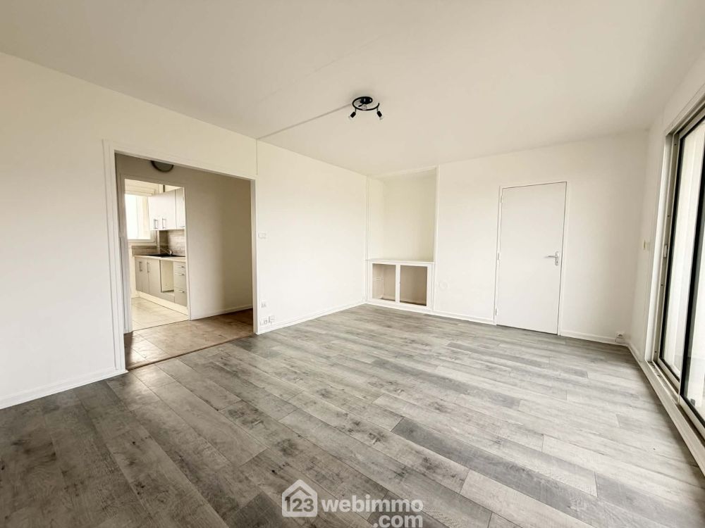 Photo 4 - Laon 02000 à Laon