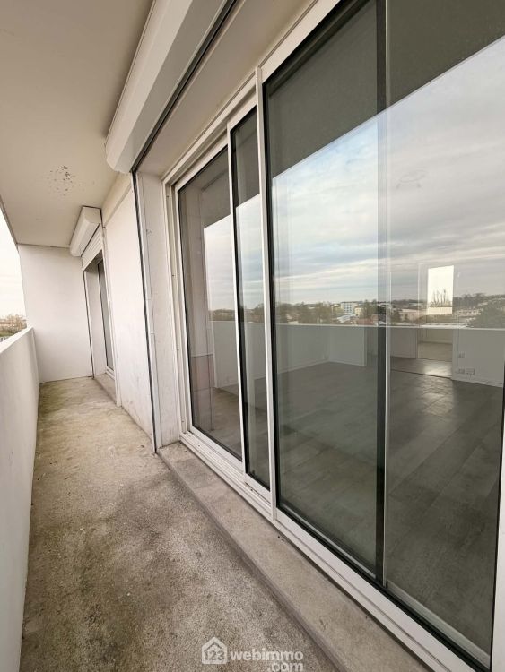 Photo 7 - Laon 02000 à Laon