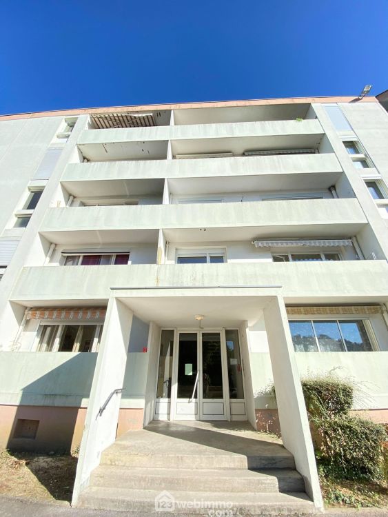 Photo 1 - Laon 02000 à Laon