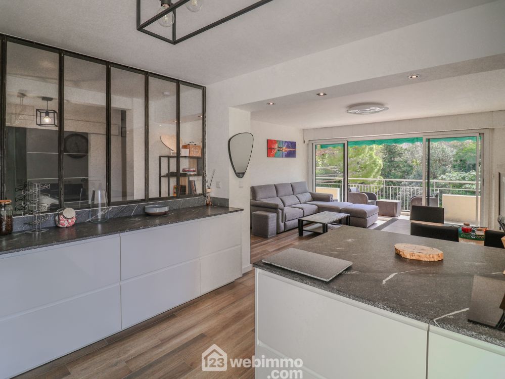 Photo 1 - Marseille 13009 à Marseille