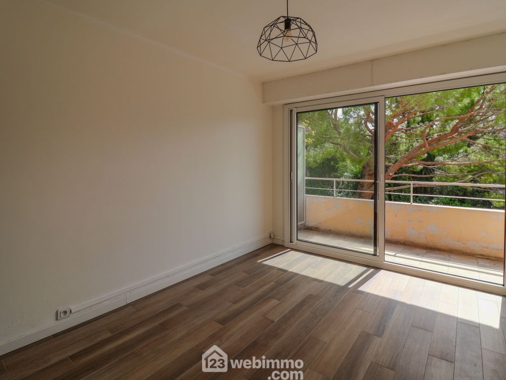 Photo 10 - Marseille 13009 à Marseille