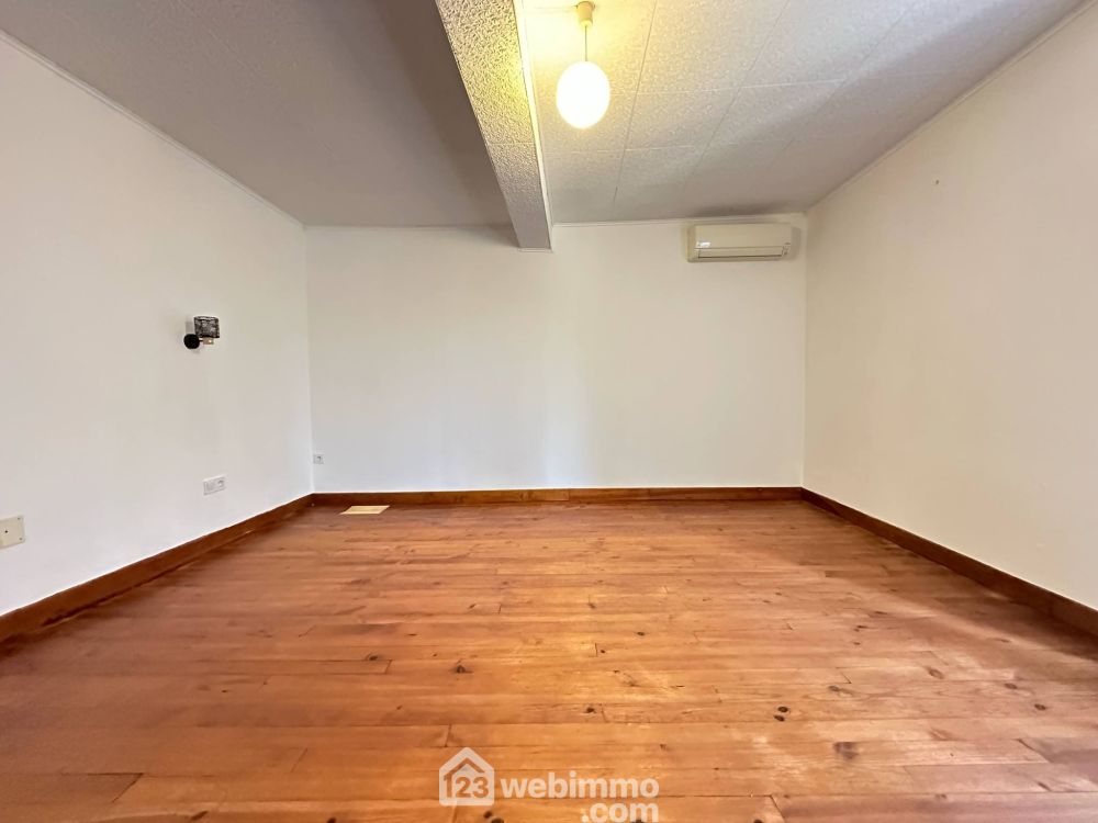 Photo 13 - Chambry 02000 à Chambry