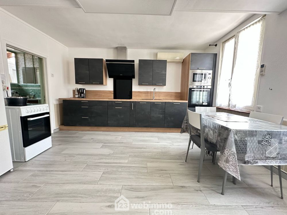 Photo 8 - Chambry 02000 à Chambry