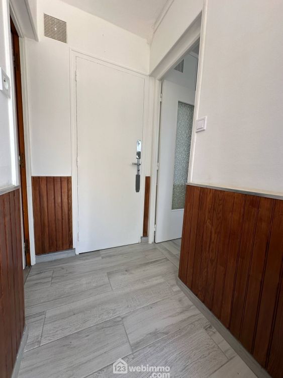 Photo 3 - Chambry 02000 à Chambry