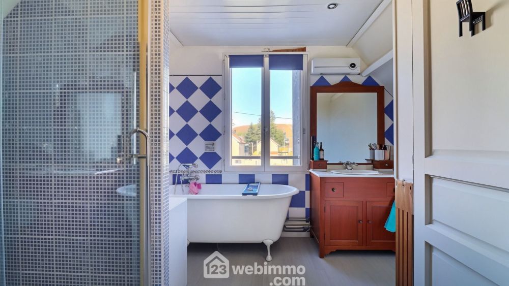 Photo 9 - Louviers 27400 à Louviers