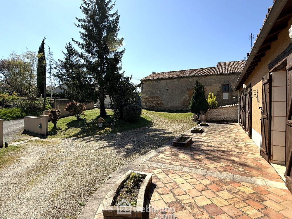 Photo 24 - Buxerolles 86180 à Buxerolles