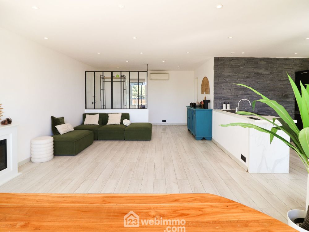 Photo 13 - Marseille 13009 à Marseille