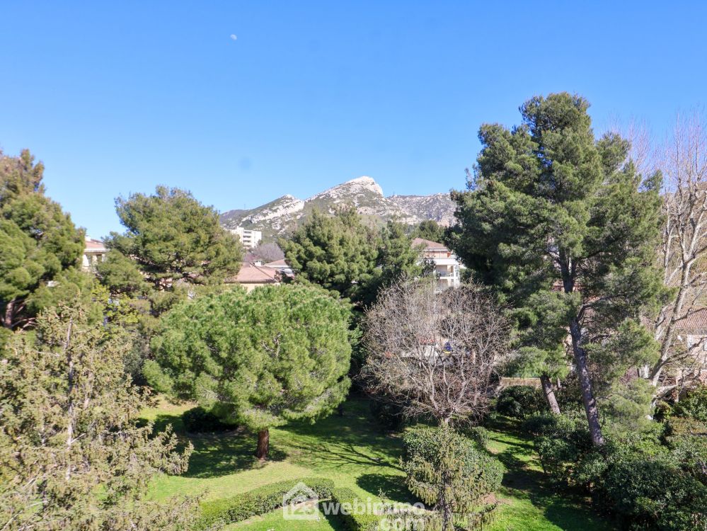 Photo 20 - Marseille 13009 à Marseille