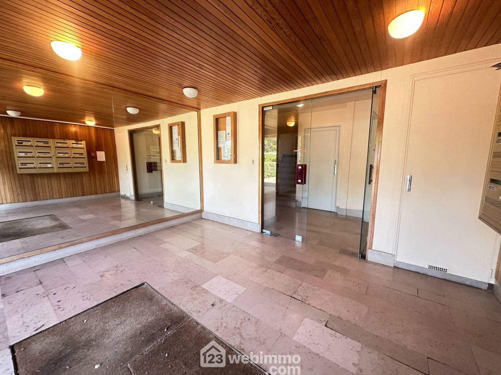 Photo 3 - Laon 02000 à Laon