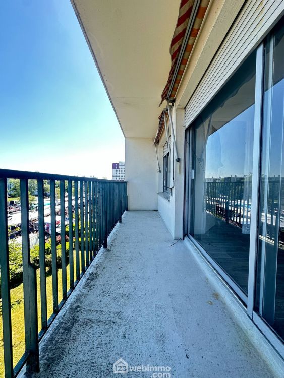 Photo 14 - Laon 02000 à Laon