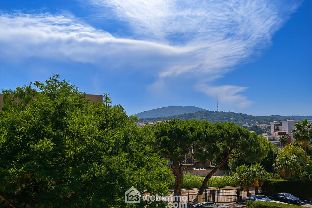 Photo 2 - Sainte-Maxime 83120 à Sainte-Maxime