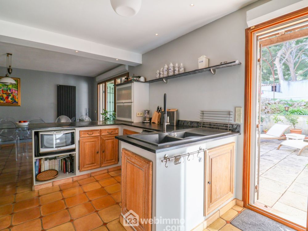 Photo 9 - Marseille 13009 à Marseille