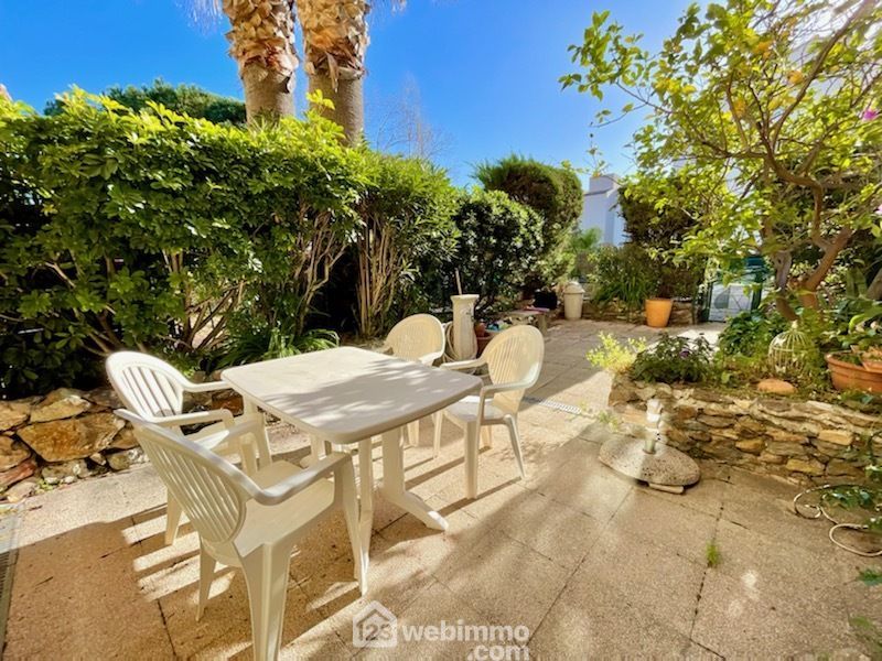 Photo 2 - Sainte-Maxime 83120 à Sainte-Maxime