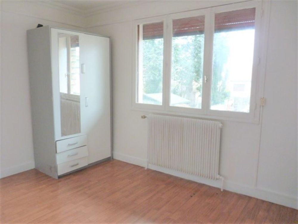 Photo 6 - Bois-d' 78390 à Bois-d'