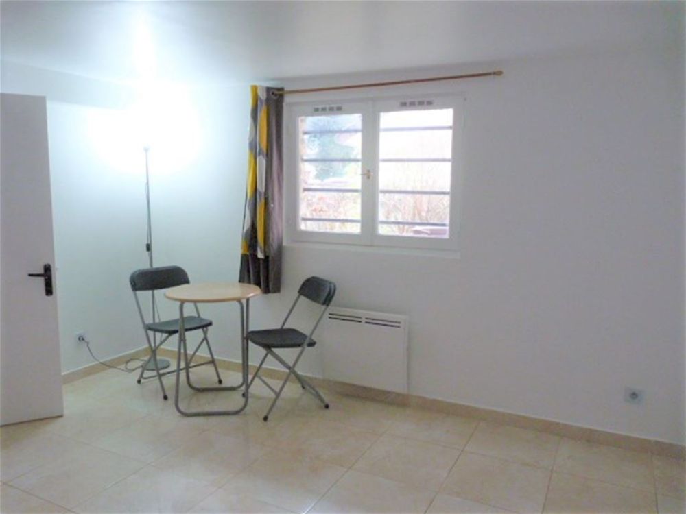 Photo 16 - Bois-d' 78390 à Bois-d'