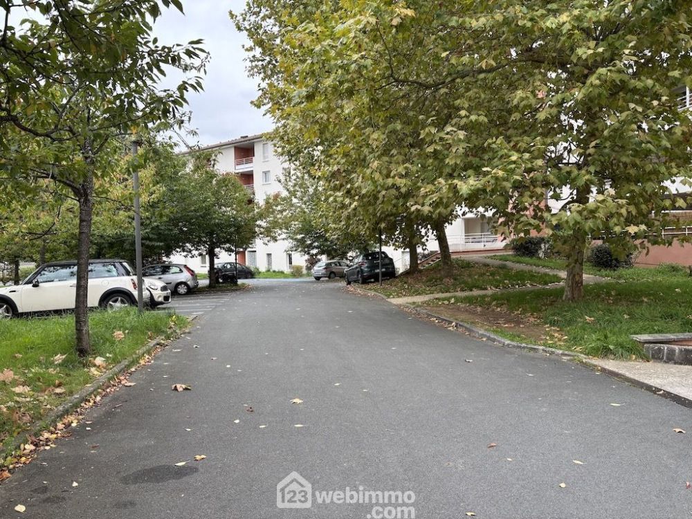 Photo 1 - Poitiers 86000 à Poitiers