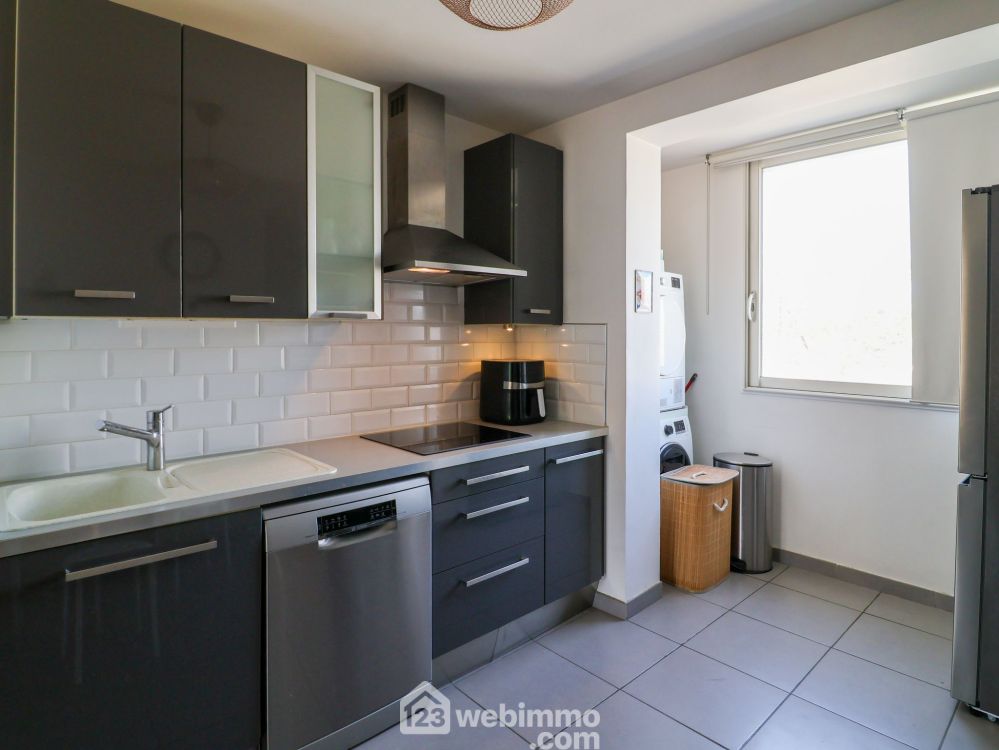 Photo 11 - Marseille 13008 à Marseille